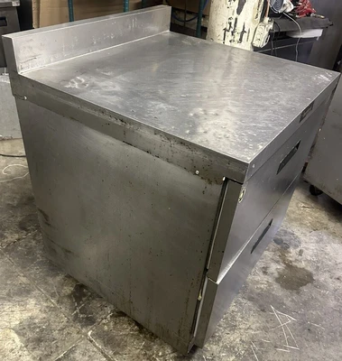 174-0133 Delfield 32” Self Contained 2-Drawer Worktop Cooler