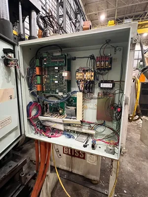 1995 BLISS C-35 OBI / Gap Frame Press | Universal Press & Machinery (UPM) (12)
