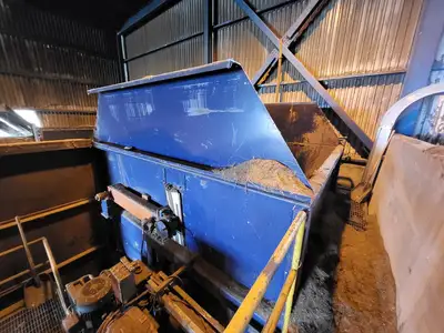 Wood Room Feeder System