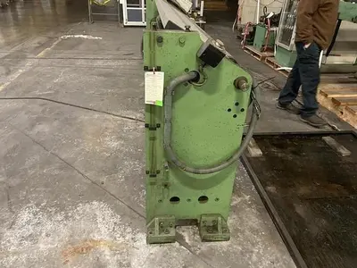 65" TITAN ATLAS SHAFTLESS FLOOR PICK UP UNWIND STAND