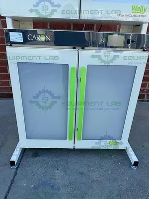 USED CARON 7410-5-1 CO2 DUAL STACKED LABORATORY INCUBATOR 45°C, 115V
