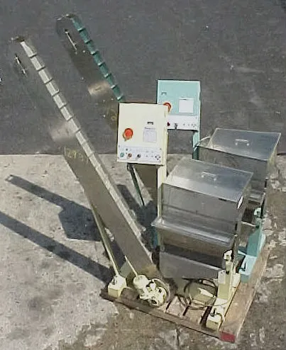 Used ZANASI TABLET OR CAPSULE ELEVATOR ELEVATOR Incline Conveyors New Jersey US | Champion Trading Corporation #423348