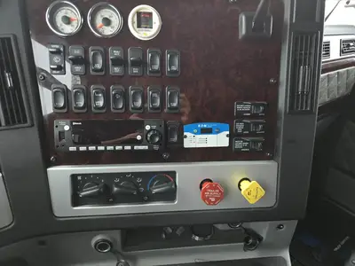 USED 2023 FREIGHTLINER CORONADO 122 SD