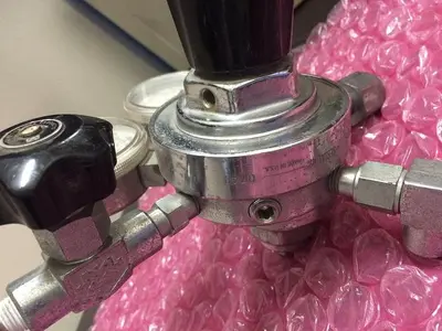 MATHESON 3104A580 GAS REGULATOR