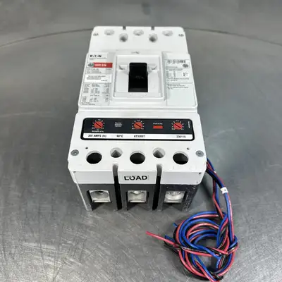 Eaton USD HKD330WC0512 Molded HKD 3P 300A 600V 50/60Hz 3Ph (BIN-1.3.5)