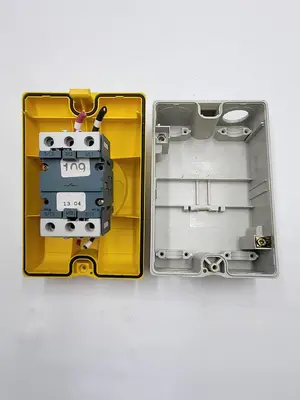 Used BACO BACO 0172000, 25 A 3 POLES DISCONNECT SWITCH BODY Disconnects | ND Industrial Surplus #1211392