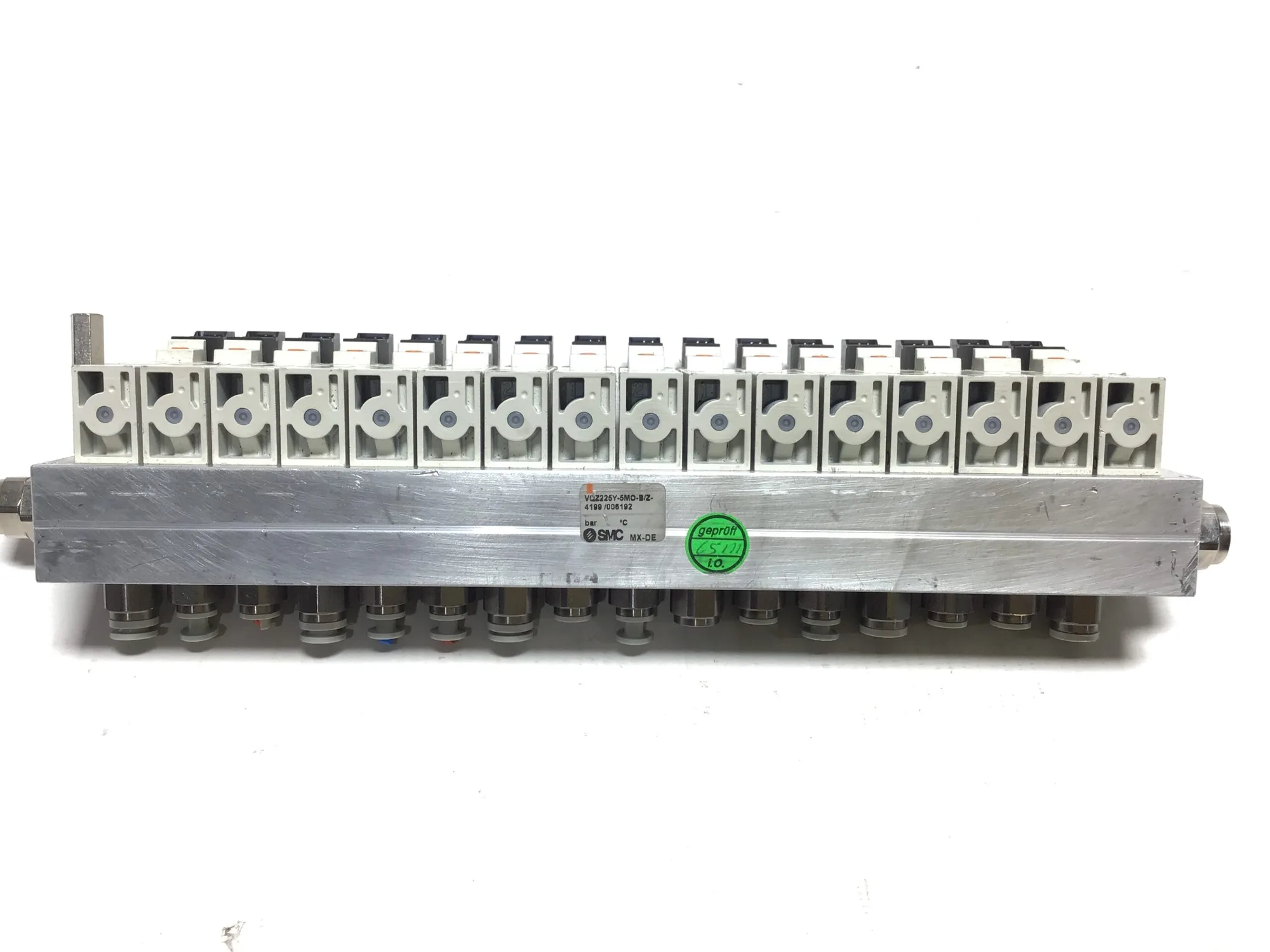 SMC VQZ225Y-5MO-B/Z-4199/006192 Solenoid Valve Manifold 0.1-0.7MPa