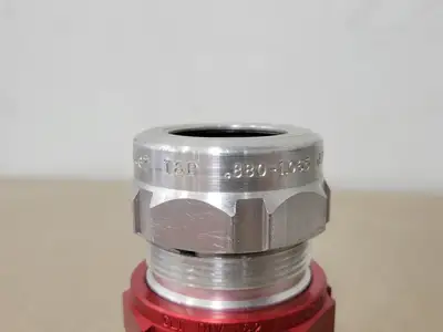 NEW THOMAS & BETTS STX100-467