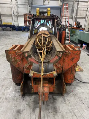 CRC-Evans 36″ Pipe Bender