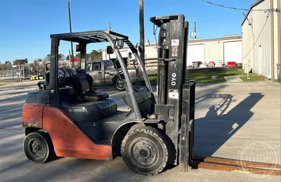 Used 2018 TOYOTA 8FGU35 Internal Combustion Forklifts: Pneumatic Tire Texas US | Forklift Exchange #1274762