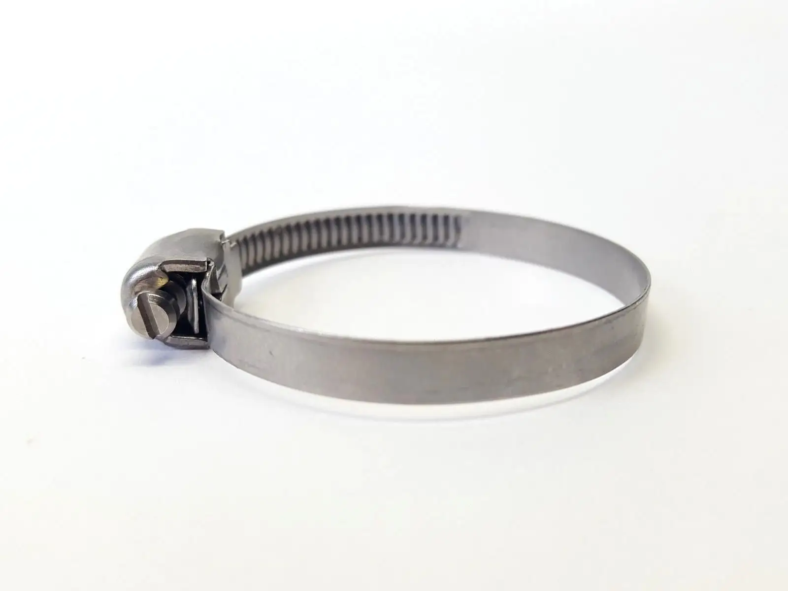 BAM00N5 | BALLUFF  MOUNTING CLAMP 28-39MM STAINLESS STEEL - New