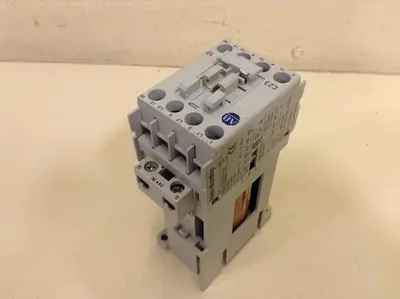 USED ALLEN BRADLEY 100-C23Z.10 SER C