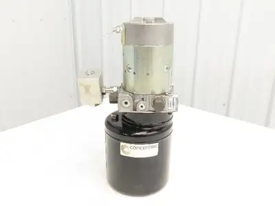 JLG 3600392
3600392 Lift Hydraulic Pump Motor 24VDC W/Tank Concentric 10MSP