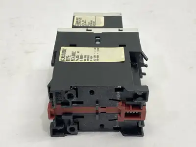 Used Square D Contactor 32A 660V w/ P4.22 Auxiliary Contact 12A 660V PLC Contactors Michigan US | Maverick Industrial Sales #1402112