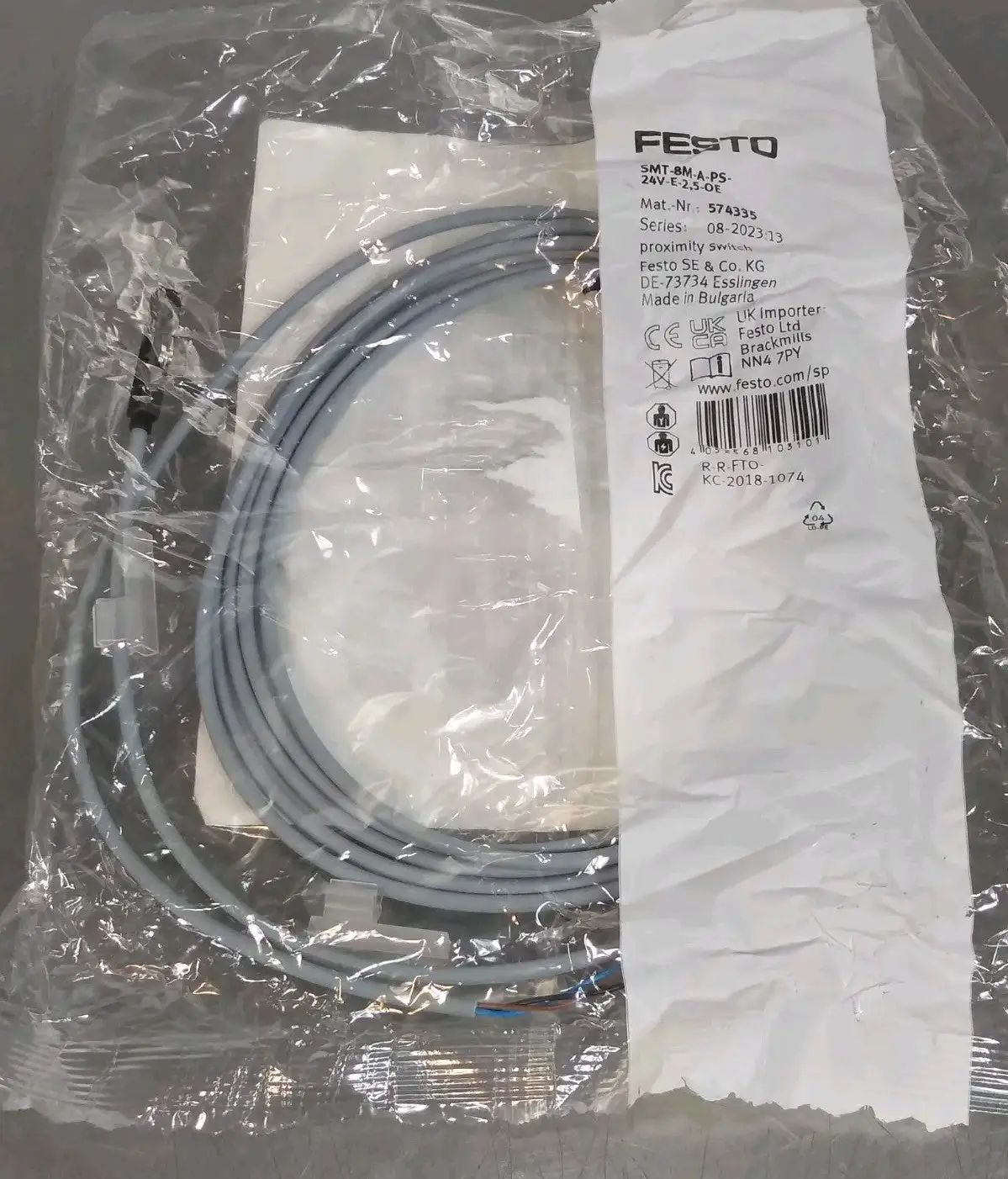 Festo SMT-8M-A-PS-24V-E-2.5-OE 574335 Proximity switch Loc5E21