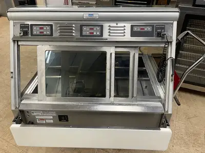 Used Henny Penny Henny Penny HMR-103 Heated Merchandiser Display 120/208V Heated Cabinets & Displays Illinois US | Falcon Restaurant Supply #1374927