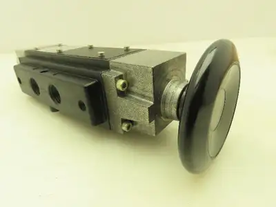 ARO 5541 0200 04 Manual Pneumatic Hand Control Valve 5/2 Pos 4-Way 1/2"
