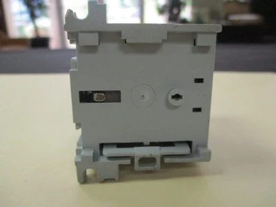 USED Allen-Bradley CAT 100-MO9NZ-3