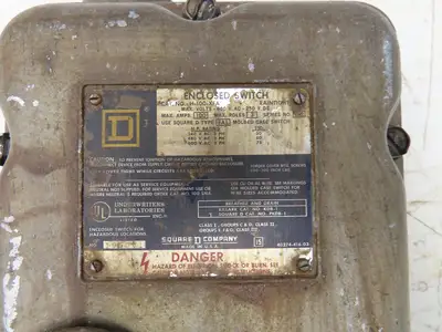 Square D H-100-XFA Explosion Proof Circuit Breaker Switch Enclosure 100A 600VAC