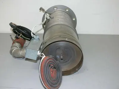 Unbranded Diffusion Pump w/ 11" Flange Fitting