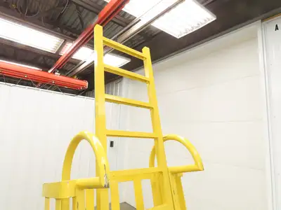 Industrial Mezzanine OSHA Ladder 7' Floor Height Cage Safety Steel Railing