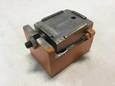 USED CINCINNATI MILACRON 3955175