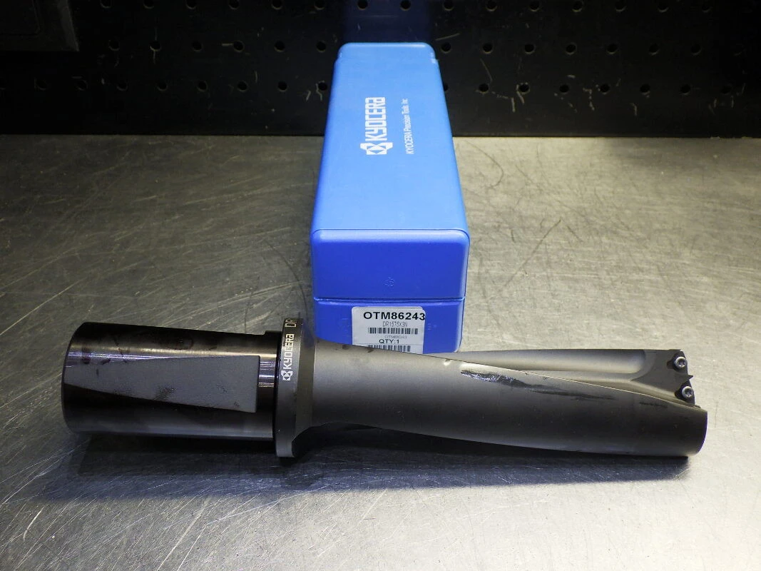 Kyocera / SGS 1.5750" Coolant Thru Indexable Drill 1.5" Shank DR1575X3N (LOC3531)
