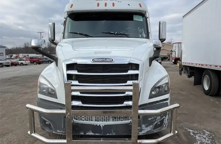 Used 2021 FREIGHTLINER CASCADIA 126 Conventional trucks Illinois US | Mitsubishi HC Capital North America 1 #163835