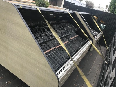 118-0017 6' Self Contained Produce Case