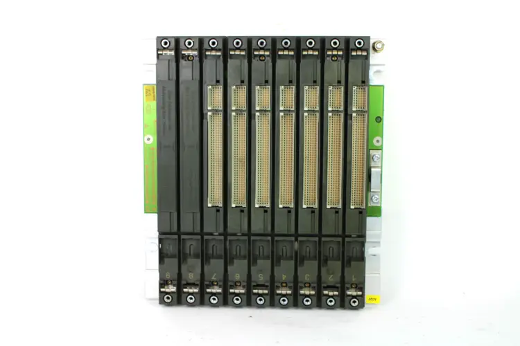 Used SIEMENS 6ES7400-1JA01-0AA0 Programmable Logic Controllers | Industrial Parts R Us Inc. #358865