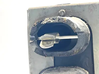 Used Trumbull Electric FL-361 Bus Bars & Plugs Michigan US | Maverick Industrial Sales #1401663