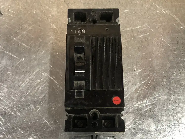 Used GENERAL ELECTRIC TED124040 Switchgears British Columbia CA | Lenmark #241033
