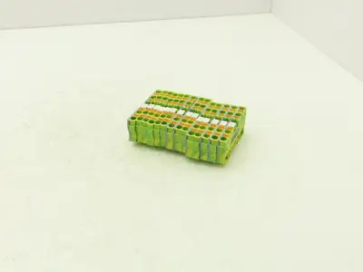 Phoenix Contact PT 6-QUATTRO-PE Terminal Block 4 Wire Ground 6mm² Lot of 14