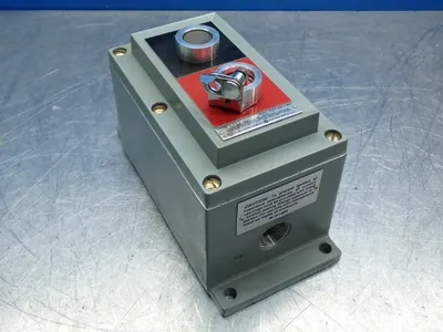 New | in-Stock GENERAL ELECTRIC CR103J202B Relays & Switches Ohio US | HGR 24 #755310