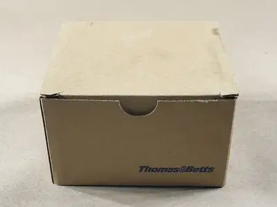 NEW THOMAS & BETTS 2523
