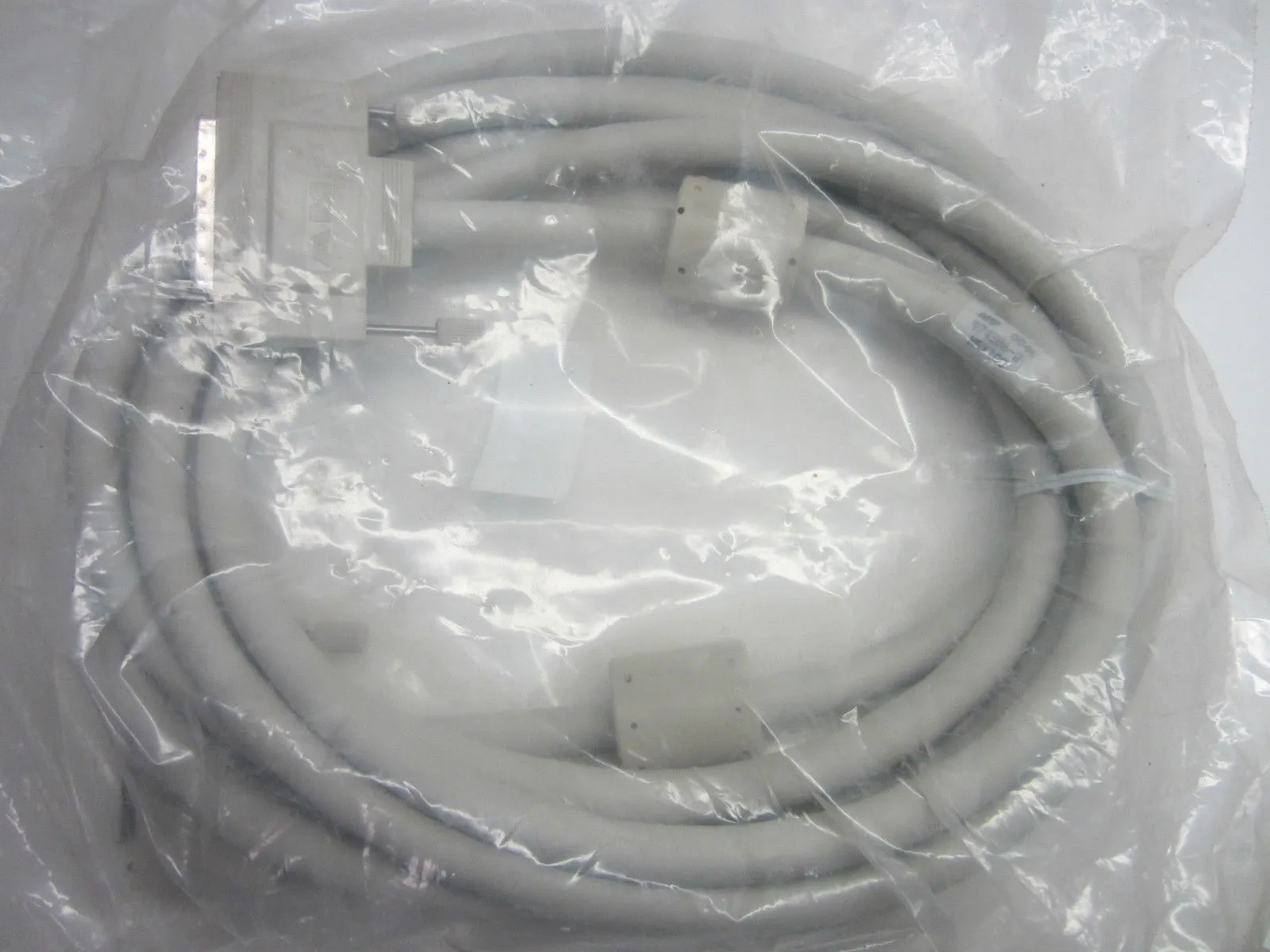 New AMP 974386-2 Cable 9743862