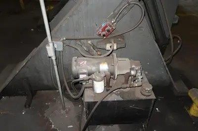 7500 Lb x 60 IN. X 60 IN. HYDRAULIC COIL UP-ENDER