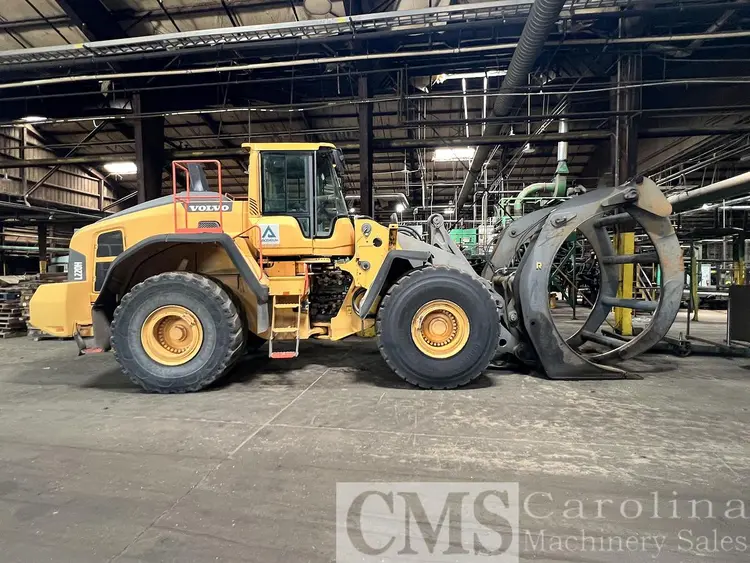 Used 2019 VOLVO L220H LOADER WITH LOG FORKS Log Loader North Carolina US | CAROLINA MACHINERY SALES #1146637