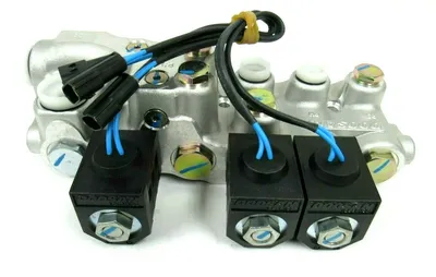 NEW DOOSAN K1047557 VALVE, SOLENOID