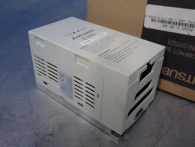 Used MITSUBISHI FRE5200.2KNA Power Inverters | HGR 24 #747608