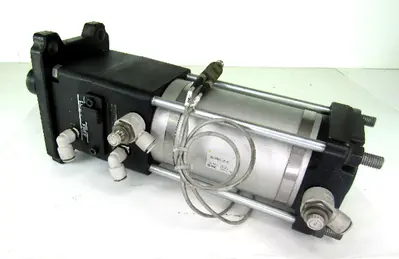 SMC CDLAFN100-125-D Tie Rod Cylinder, Fine Lock with CLA100-D, 100mm Bore, 125mm Stroke