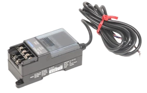 Keyence PI-G70 Luster Recognition Sensor Amplifier [Refurbished]
