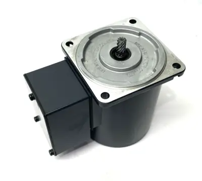 USED ORIENTAL MOTOR WORLD K SERIES AC INDUCTION PINION SHAFT MOTOR 40W