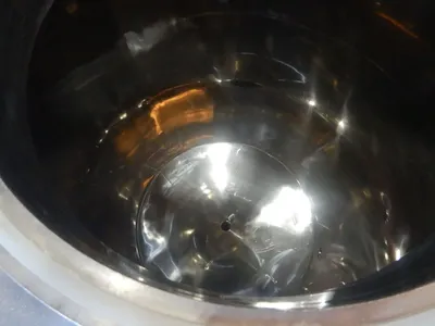 USED STOUT 100 GALLON