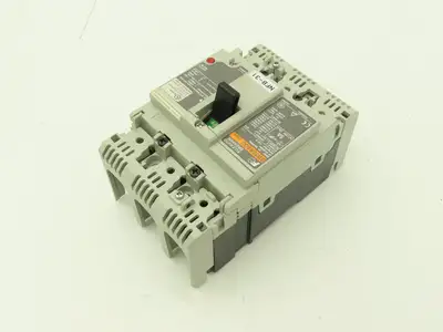 Fuji Electric BW50RAGU-3P005 3-Pole Auto Circuit Breaker 5A 500V 3Ph Lot of 9