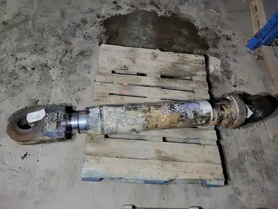 Used ATLAS COPCO 5573352700 Parts (Hydraulics and Pneumatics) British Columbia CA | Lenmark #1440860