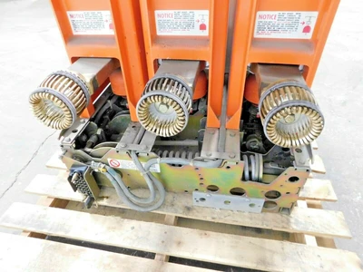 Used GE VB 4.16-350-3 Circuit Breakers Ohio US | Equipment Recovery Corp. #1330503