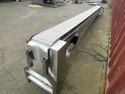 17'L Inclined Modular Conveyor