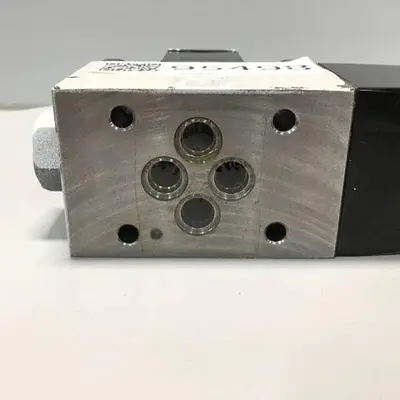 USED VICKERS DG4V32AMP7H750
