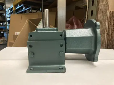 New | in-Stock GROVE GEAR VLM213-6 Speed Reducers | Surplus Asset Holdings #1204296